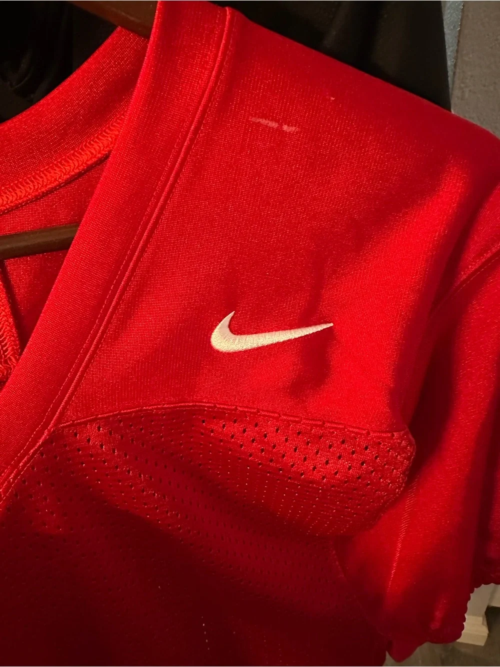Youth Nike Red Short-Sleeve Athletic Practice Jersey XL